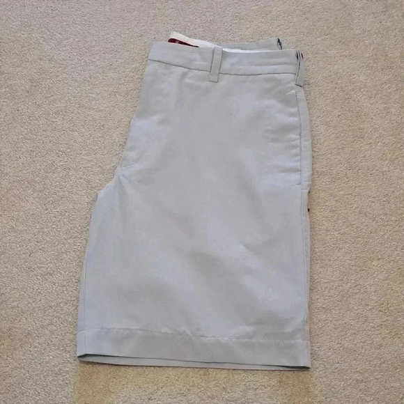 Men's Grey Shorts Victorinox Size 36 Active  Lightweight Golf - Picture 14 of 16